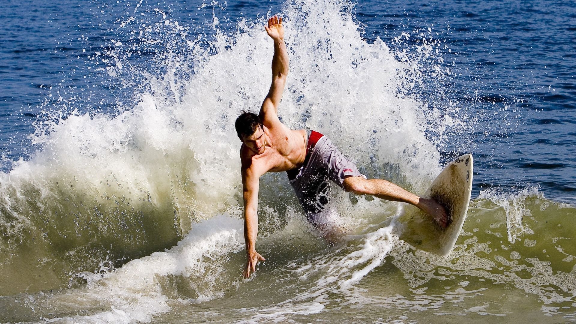 开拓者强势晋级,克莱攻防转换核心引领新篇章